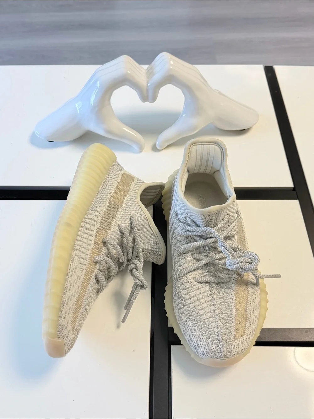 Yeezy Boost 350 V2 'Lundmark' • Size 4.5M / 5.5W • Excellent • No Box